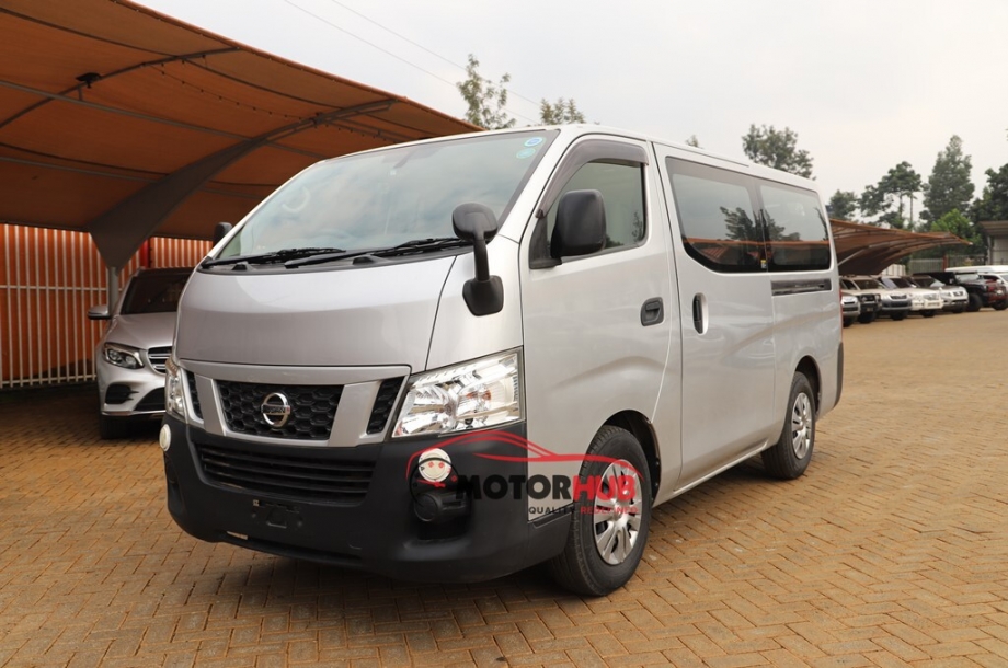 Nissan NV350 2016